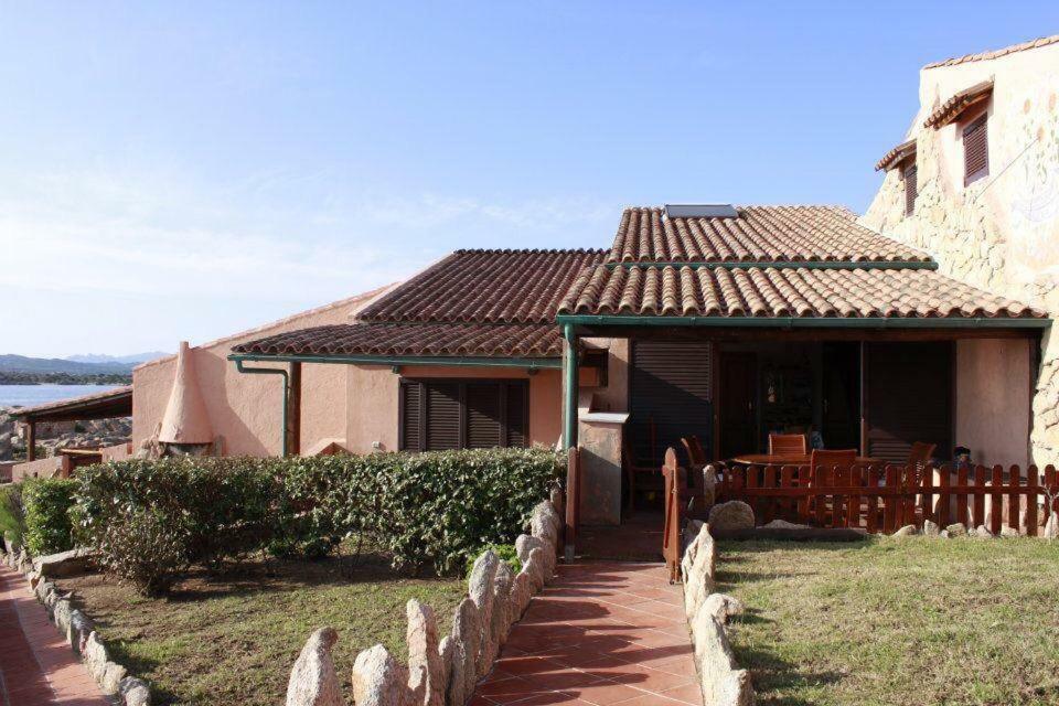Casa Mughetto R5055 Seafront, Private Sea Access, Swimming Pool Villa La Maddalena  Exterior photo